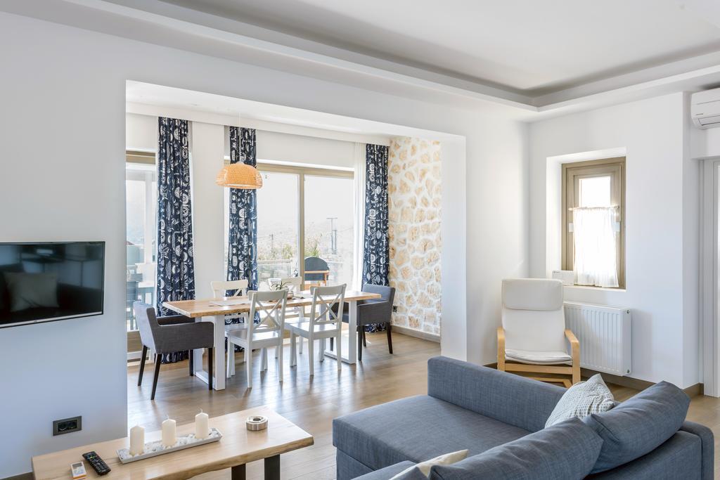 White Villas Каравомилос Екстер'єр фото