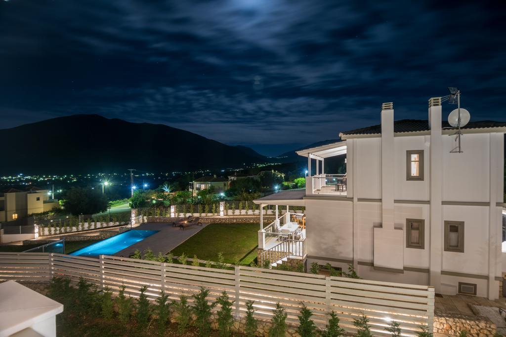 White Villas Каравомилос Екстер'єр фото