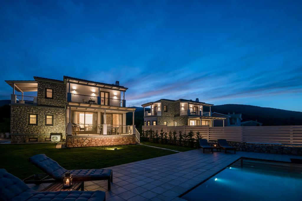 White Villas Каравомилос Екстер'єр фото